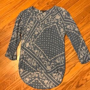 Staccato Blue Boho V-neck Shirt Sz. S